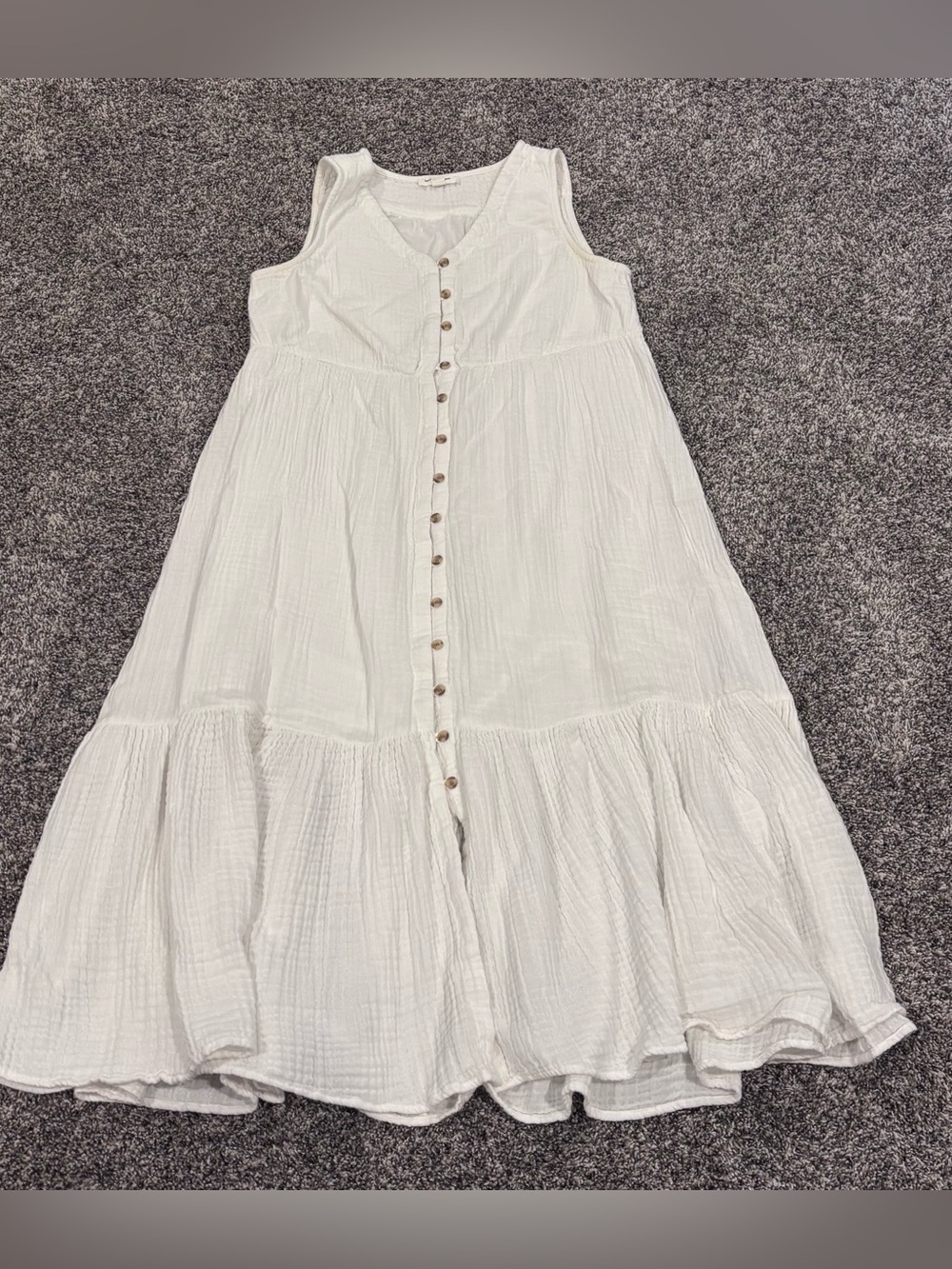 beachlunchlounge White Button-Front Maxi Dress